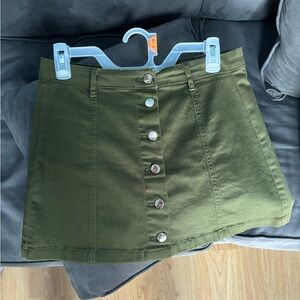 Green Mini Skirt from Forever 21- size 27